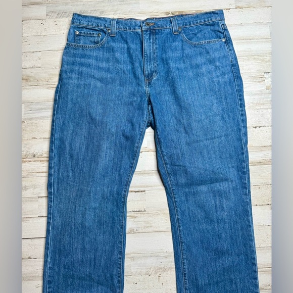 L.L. Bean Blue Standard Fit Straight Leg Denim Jeans Men's 38x30 - Picture 3 of 10